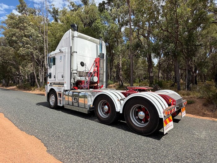 2013 Kenworth K200