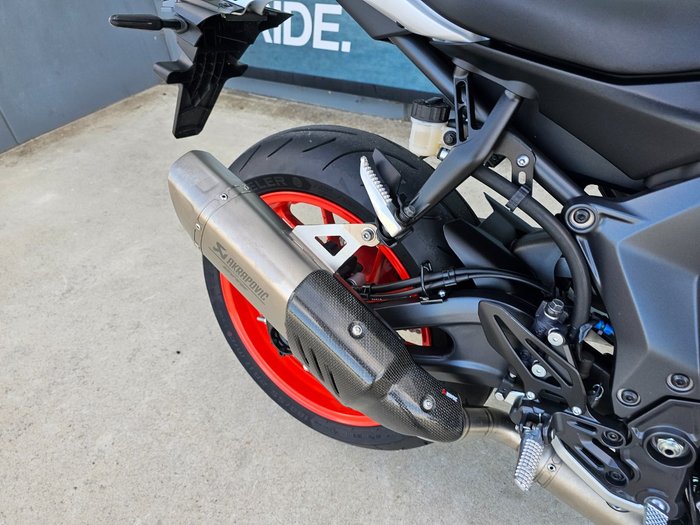 2023 Yamaha YZF-R7LA White