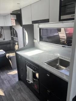 2025 Millard 21Ft11 (Rd) Xrider