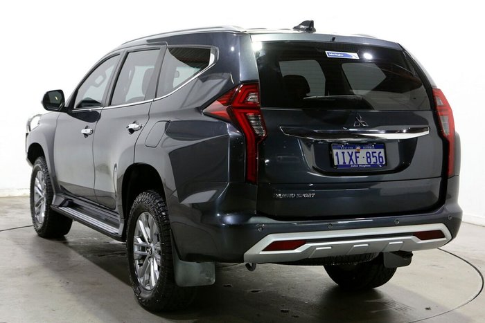 2022 Mitsubishi Pajero Sport GLX