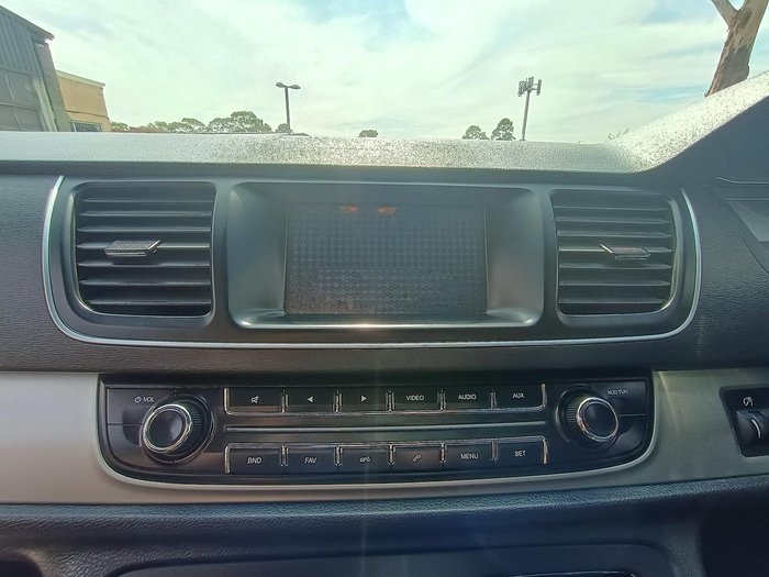 2022 LDV G10 + SV7C Blanc White