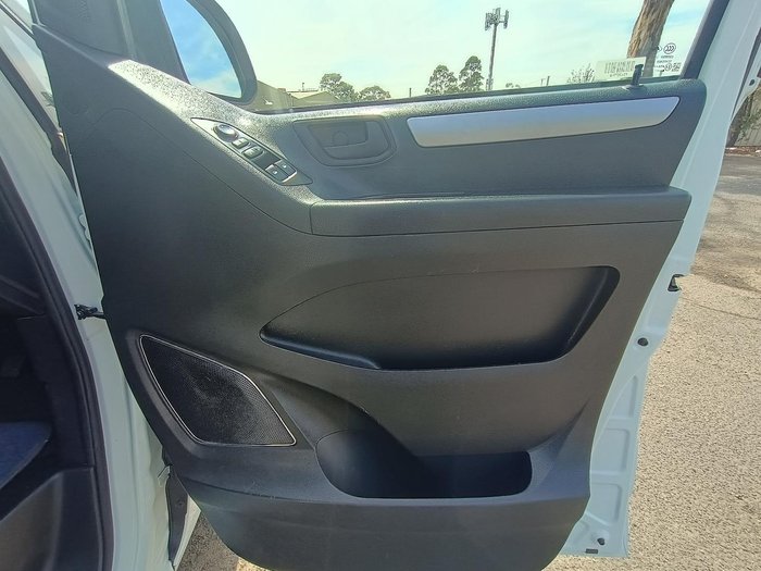 2022 LDV G10 + SV7C Blanc White