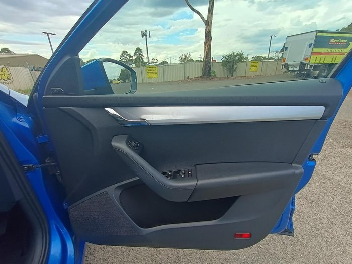 2015 SKODA Octavia Ambition 110TSI NE MY16 Race Blue