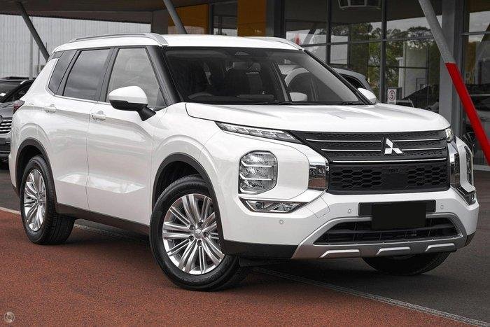 2026 Mitsubishi Outlander LS