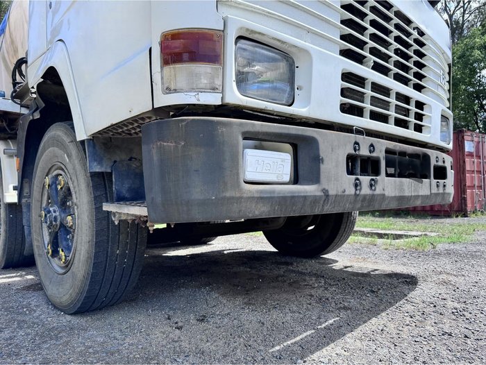 1998 Volvo Fl7