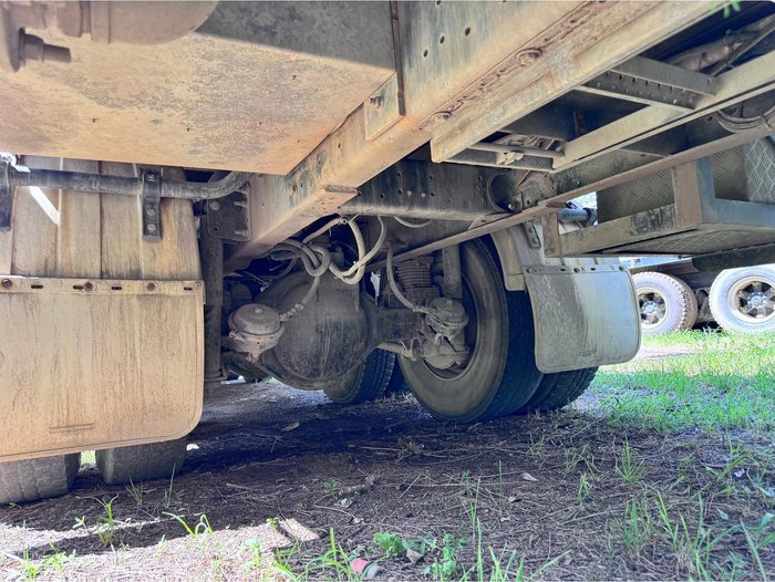 1998 Volvo Fl7