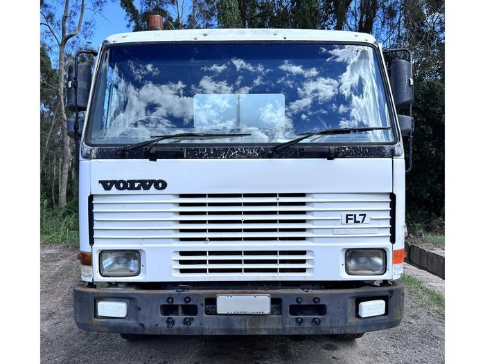 1998 Volvo Fl7