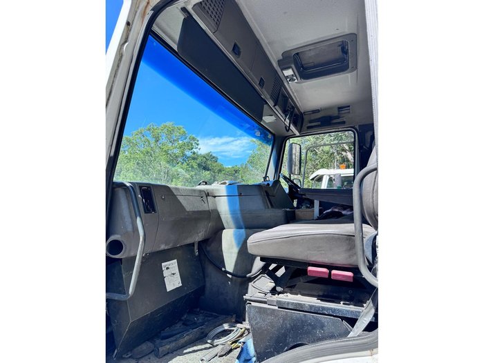 1998 Volvo Fl7