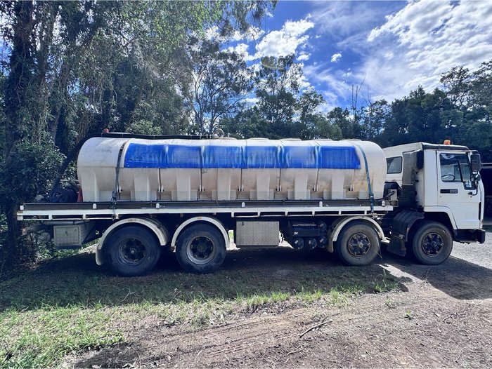 1998 Volvo Fl7