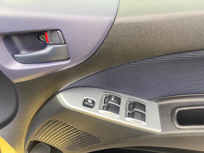 2005 Mitsubishi Colt XLS