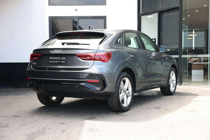 2022 Audi Q3 35 TFSI S line