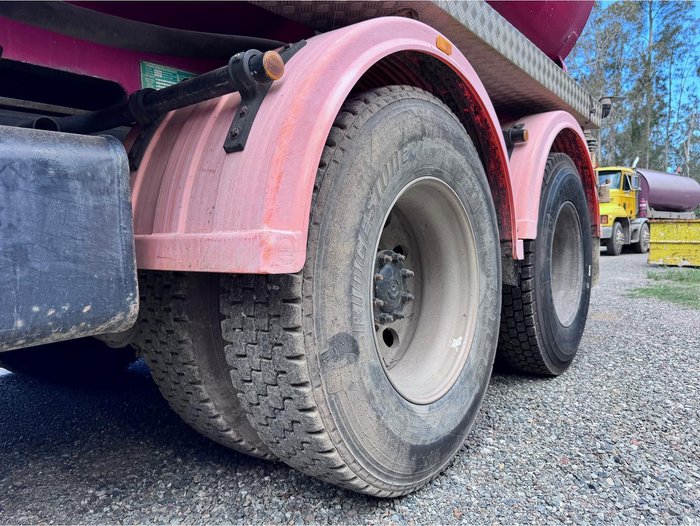 2002 Iveco Acco 2350G