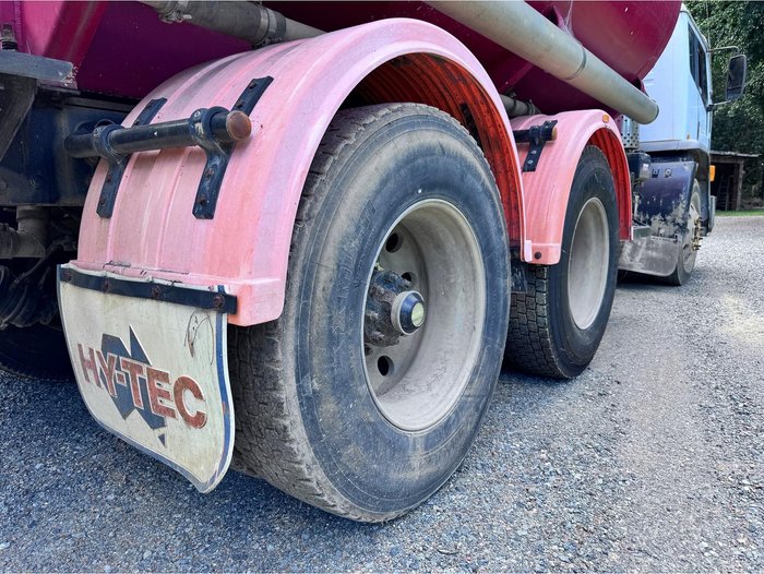 2002 Iveco Acco 2350G