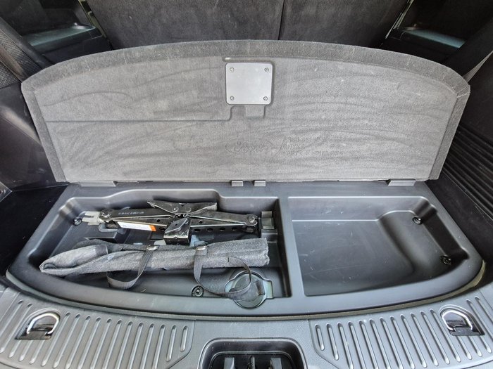 2019 Ford Everest Titanium