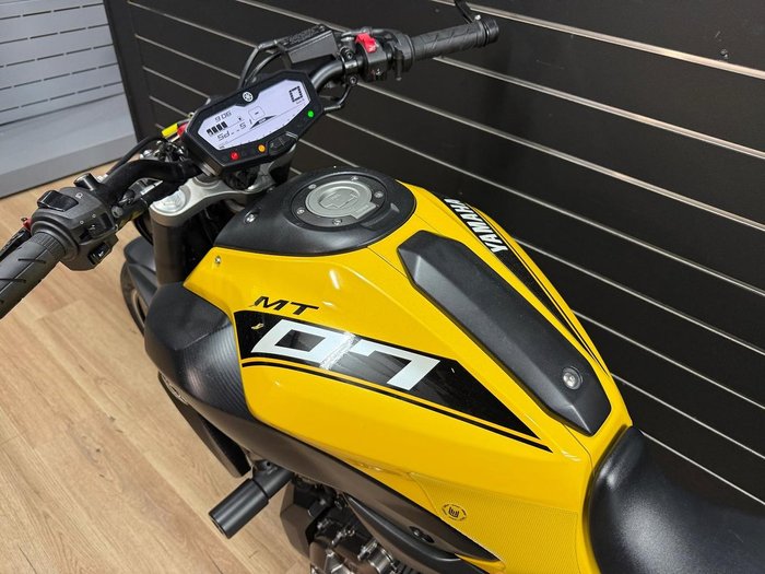 2016 Yamaha MT-07 Yellow
