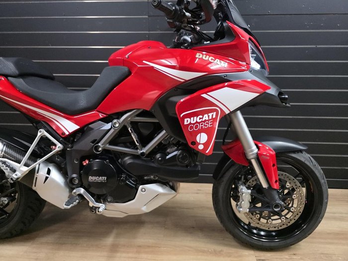 2013 DUCATI MULTISTRADA S TOURING Red