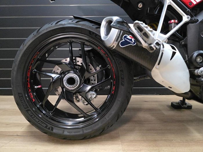 2013 DUCATI MULTISTRADA S TOURING Red