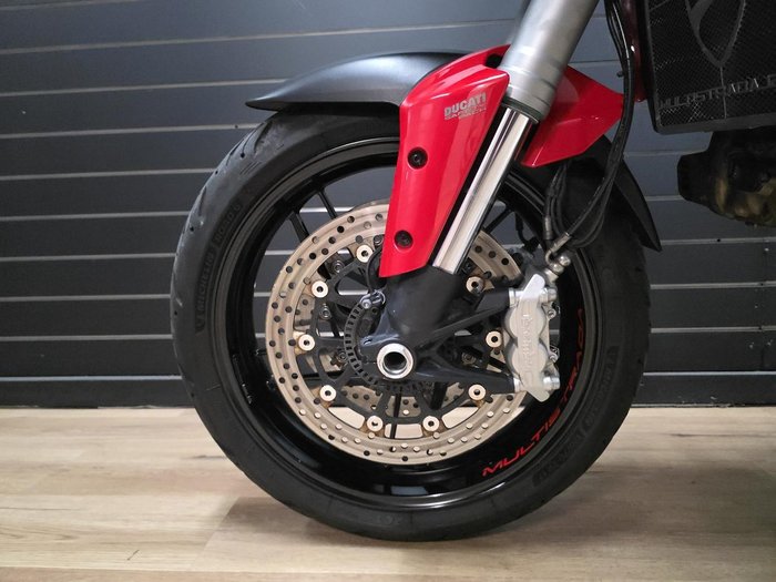 2013 DUCATI MULTISTRADA S TOURING Red