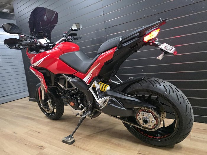 2013 DUCATI MULTISTRADA S TOURING Red