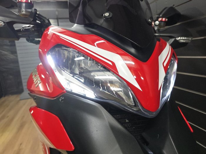2013 DUCATI MULTISTRADA S TOURING Red