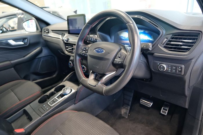 2021 Ford Escape ST-Line