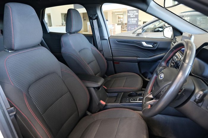 2021 Ford Escape ST-Line