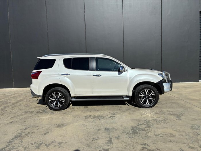 2020 Isuzu MU-X LS-T