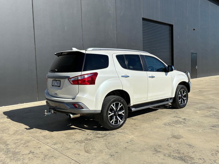 2020 Isuzu MU-X LS-T