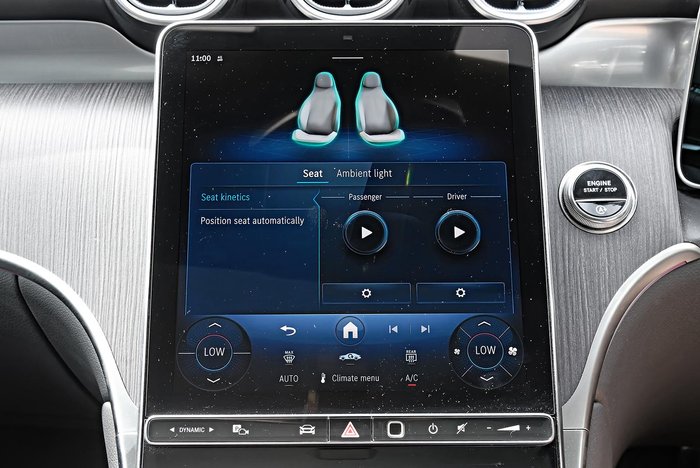 2025 Mercedes-Benz GLC-Class GLC300