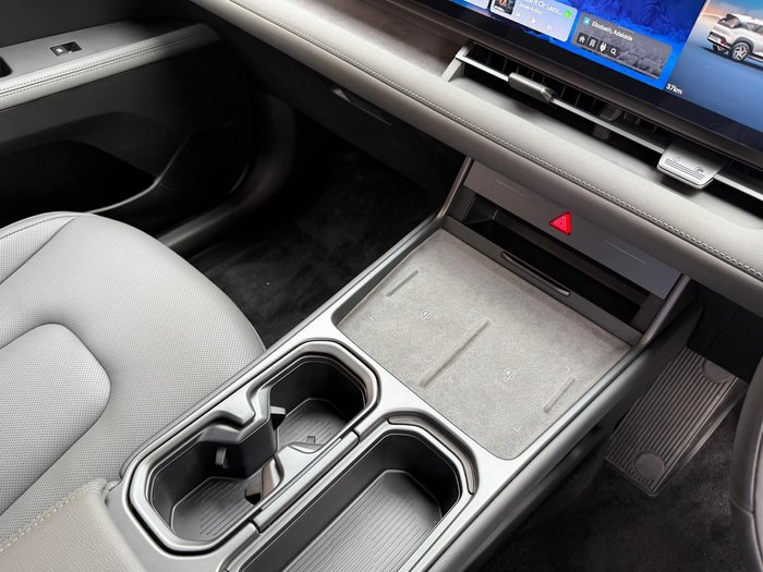 2025 Hyundai ELEXIO Elite