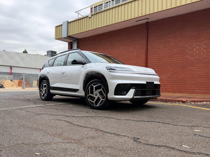 2026 Hyundai ELEXIO Elite