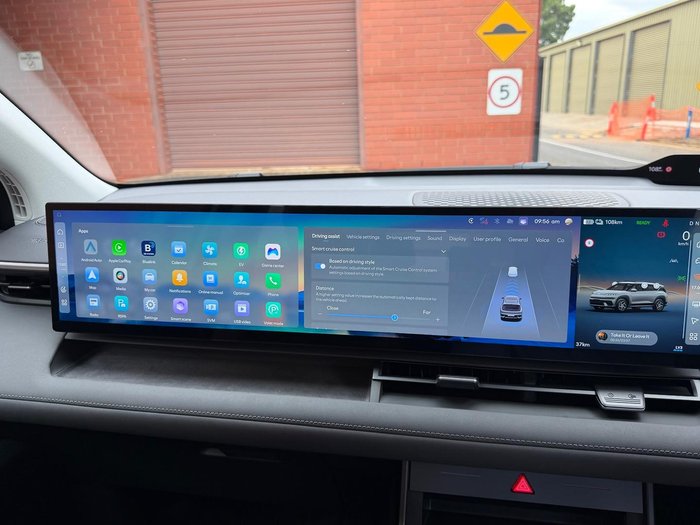 2025 Hyundai ELEXIO Elite