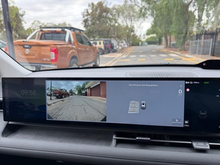 2025 Hyundai ELEXIO Elite