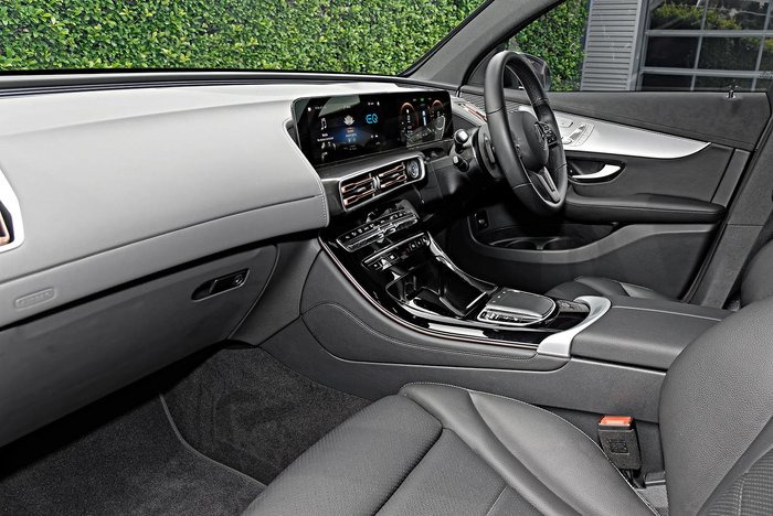 2022 Mercedes-Benz EQC 400