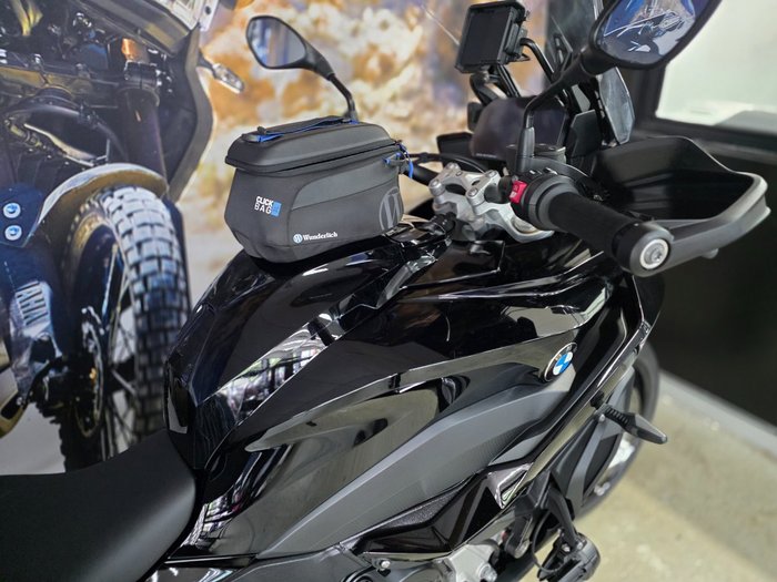 2025 BMW Motorrad S 1000 XR BLACK