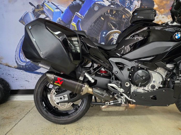 2025 BMW Motorrad S 1000 XR BLACK
