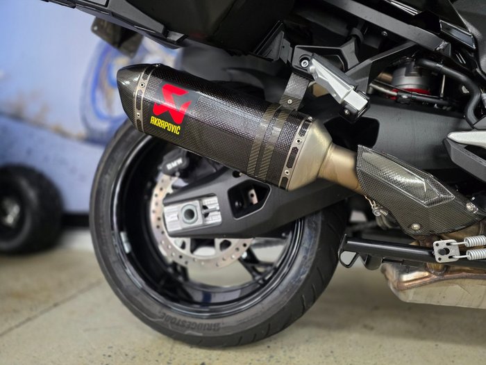 2025 BMW Motorrad S 1000 XR BLACK