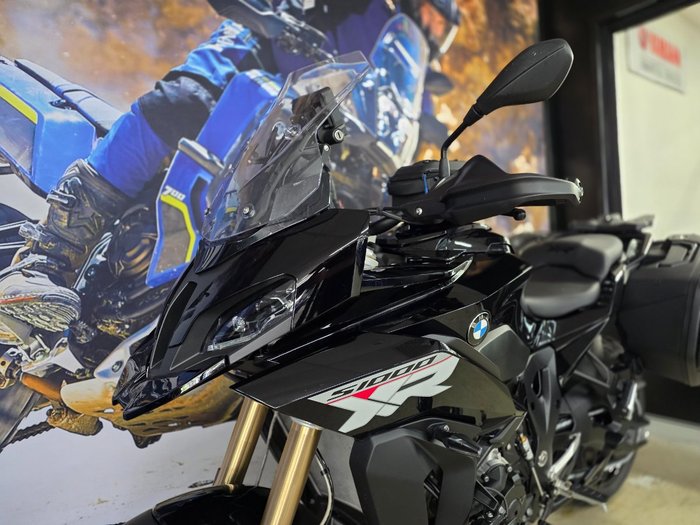 2025 BMW Motorrad S 1000 XR BLACK