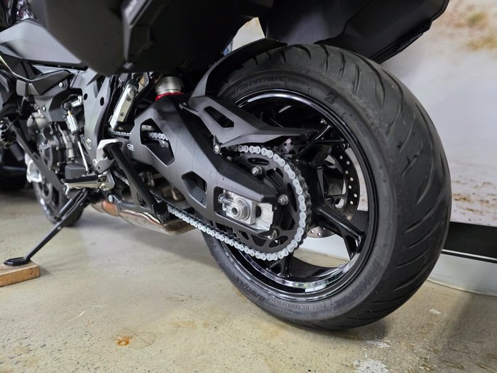 2025 BMW Motorrad S 1000 XR BLACK