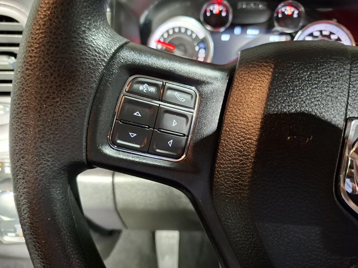 2022 RAM 1500 Express RamBox DS MY22 4X4 Dual Range Flame Red