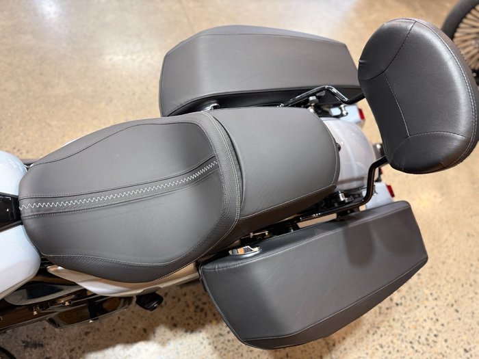 2024 HARLEY-DAVIDSON FLHX STREET GLIDE (117)