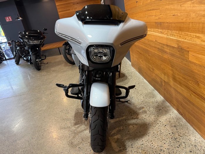 2024 HARLEY-DAVIDSON FLHX STREET GLIDE (117)