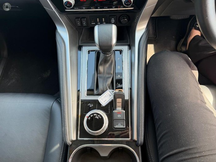 2021 Mitsubishi Pajero Sport Exceed