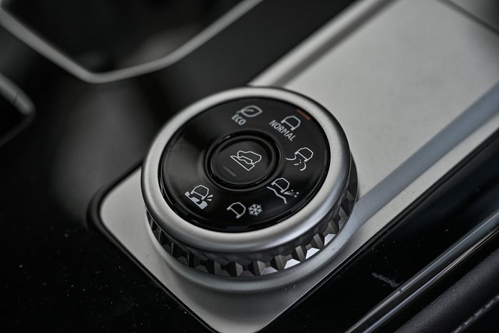 2025 Mitsubishi Outlander Exceed