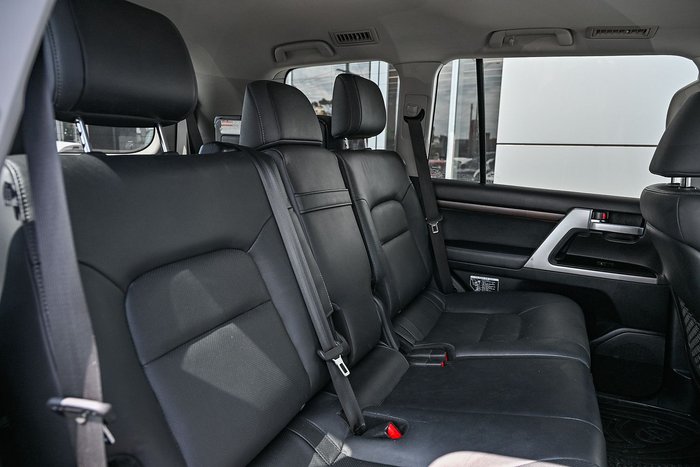 2019 Toyota Landcruiser VX