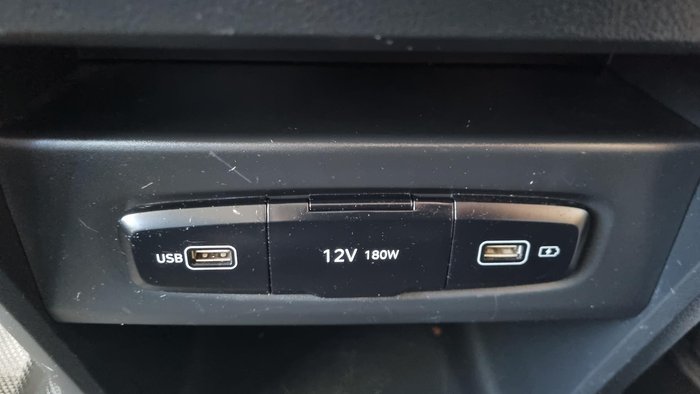 2021 Hyundai STARIA Elite