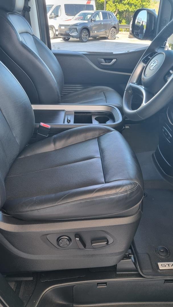 2021 Hyundai STARIA Elite