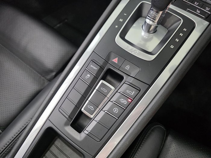 2020 Porsche 718 Boxster