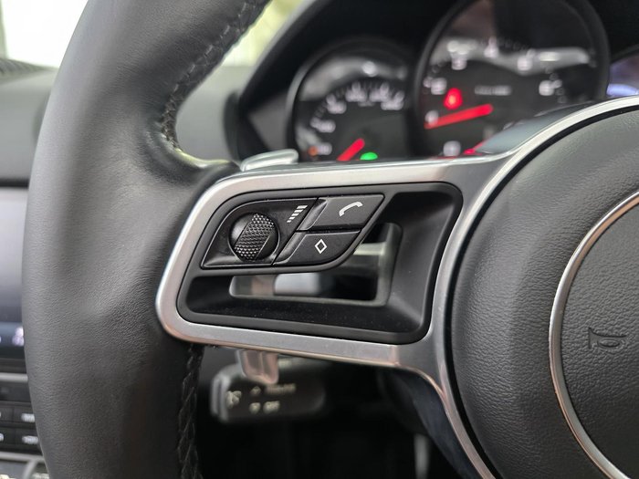 2020 Porsche 718 Boxster