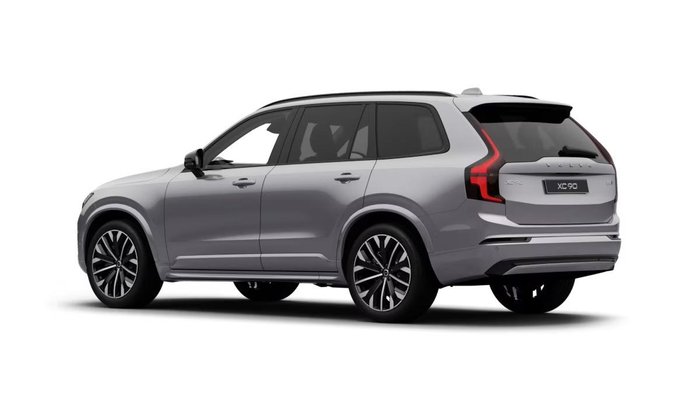 2026 Volvo XC90 Ultra B5 Dark